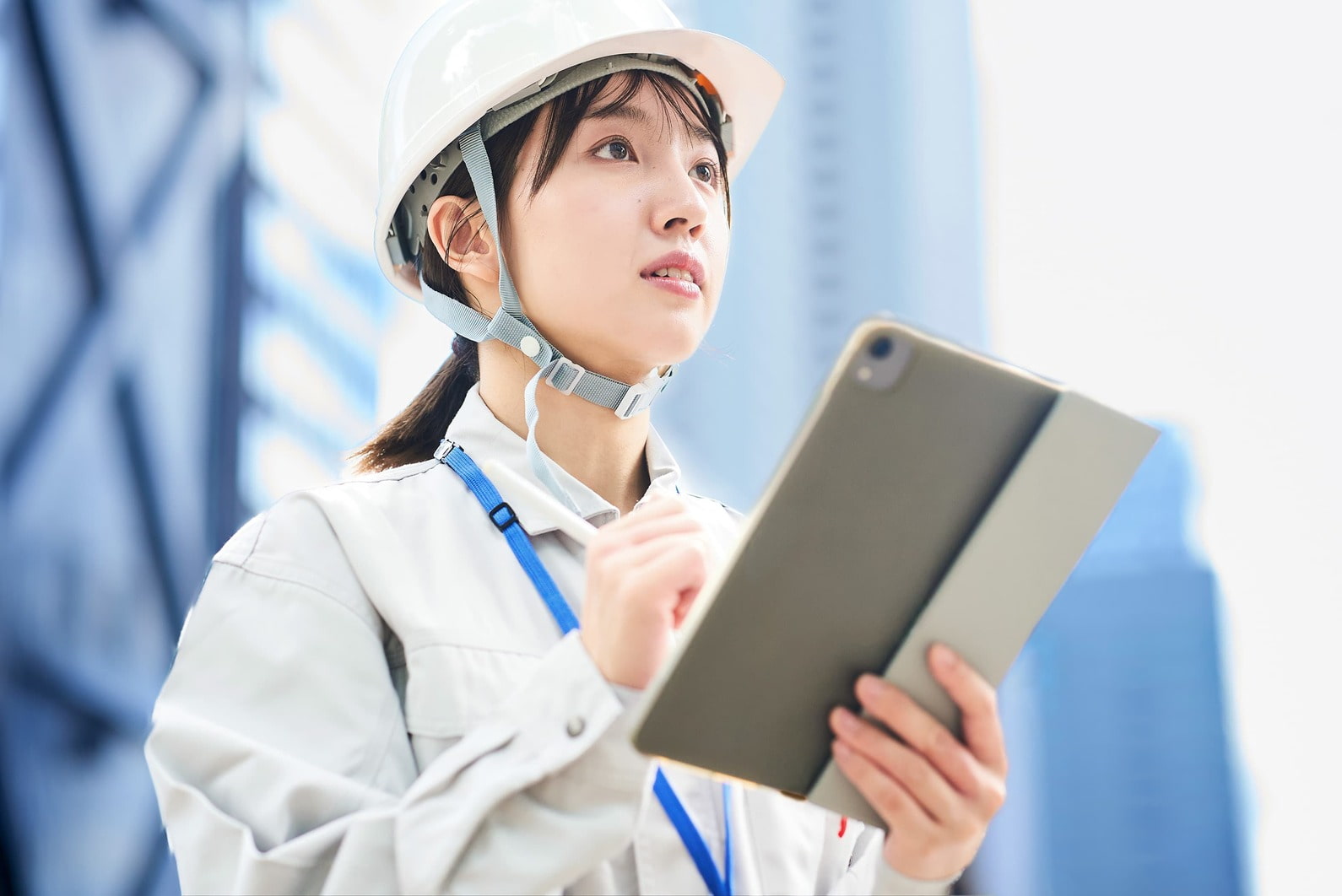 品質検査・点検業務 を 効率化する現場帳票電子化システム